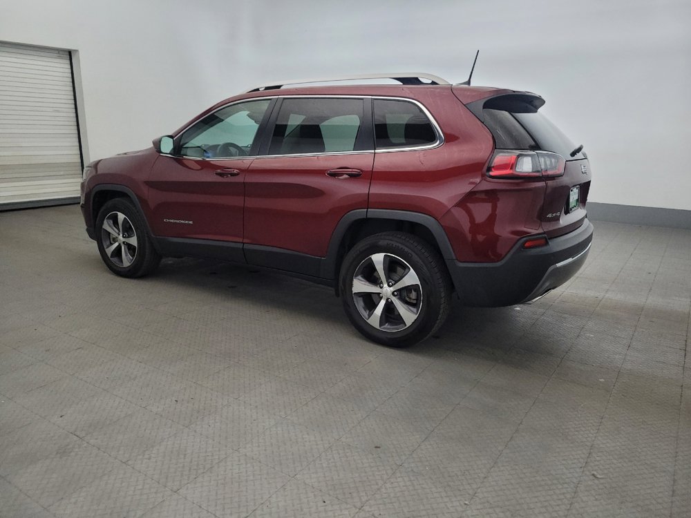 Used 2019 Jeep Cherokee Limited w/ Luxury Group AWD/4WD image 3