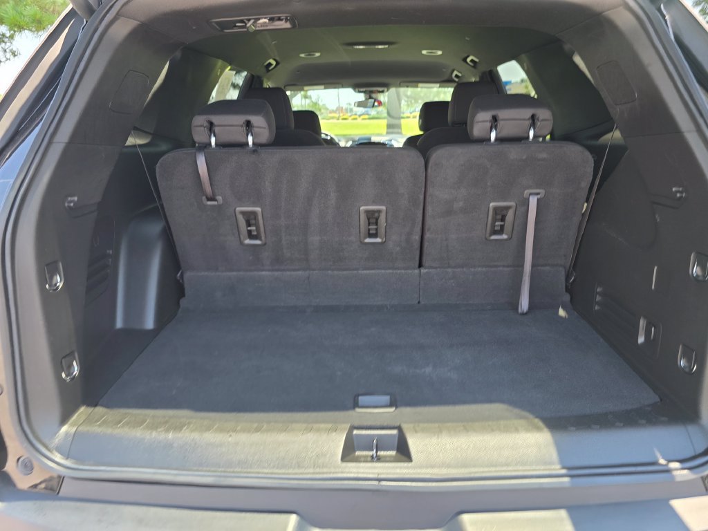Certified 2023 Chevrolet Traverse LT FWD image 23