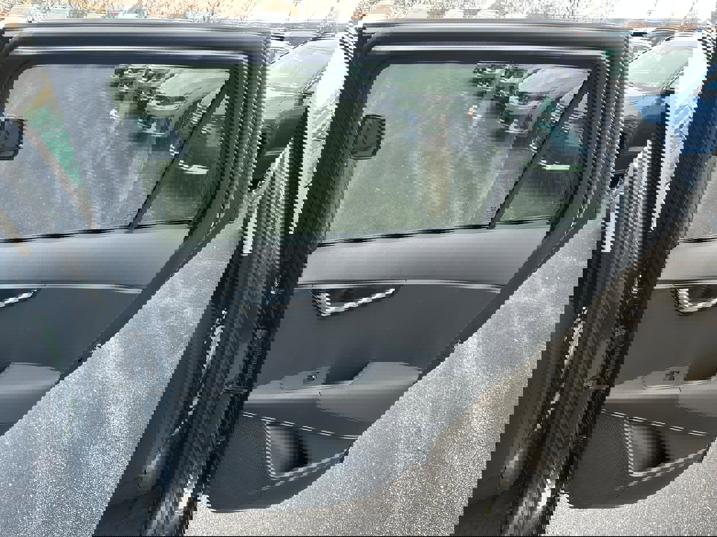 Used 2025 Kia Niro EX image 19