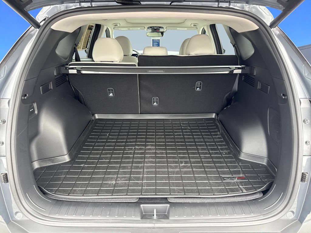 Used 2025 Hyundai Tucson Limited FWD image 31