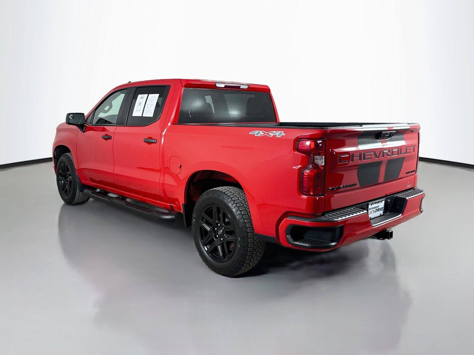 Used 2023 Chevrolet Silverado 1500 Custom w/ Rally Edition AWD/4WD image 10