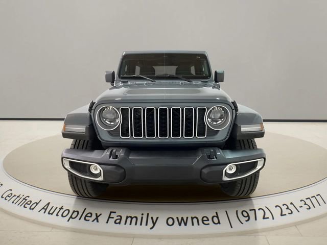 Used 2025 Jeep Wrangler Unlimited Sahara w/ Safety Group AWD/4WD image 8