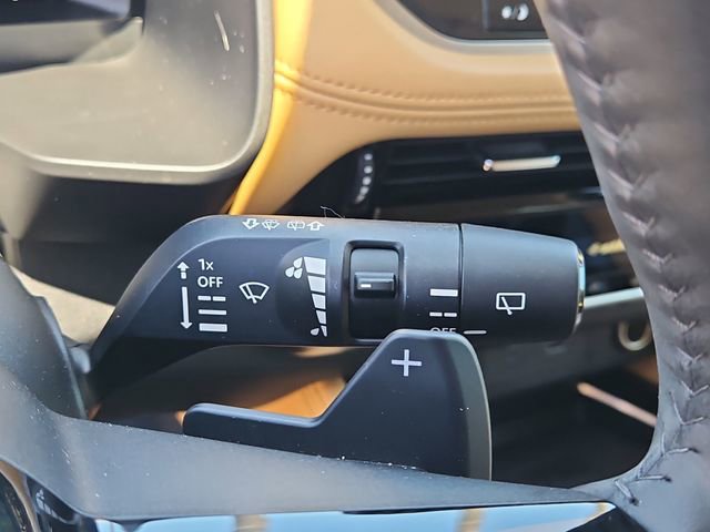 Used 2023 Nissan Rogue Platinum FWD image 23