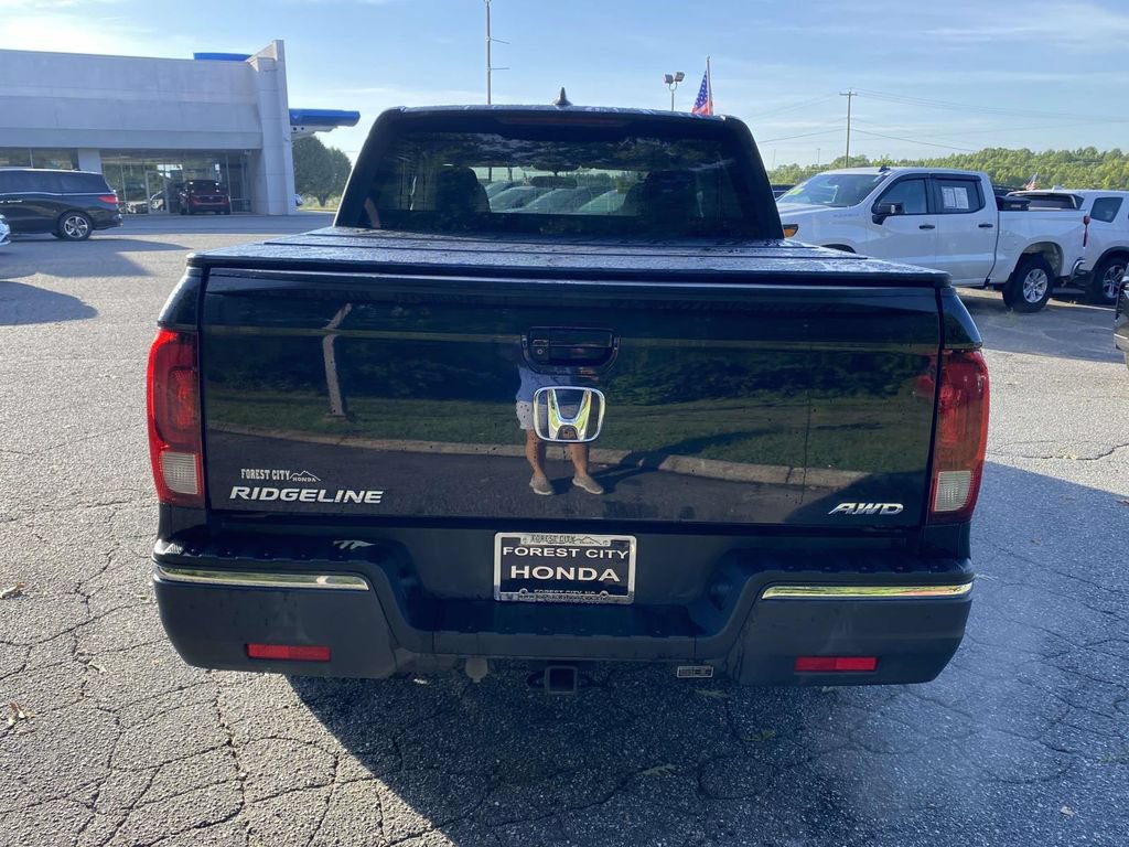 Certified 2018 Honda Ridgeline Sport image 4
