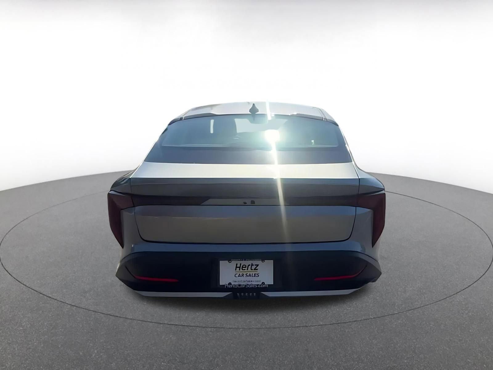 Used 2025 Kia K4 LXS image 11