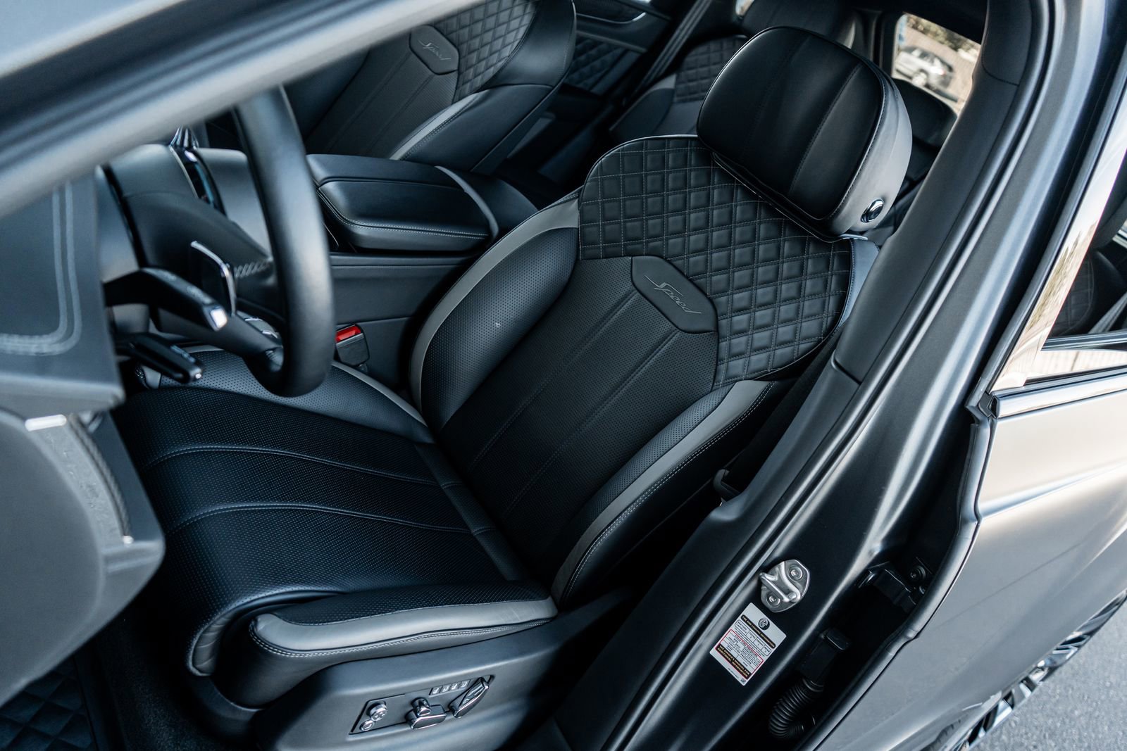 Certified 2023 Bentley Bentayga Speed image 26