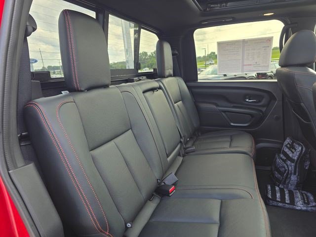 Used 2024 Nissan Titan PRO-4X w/ Pro-4x Convenience Package AWD/4WD image 13