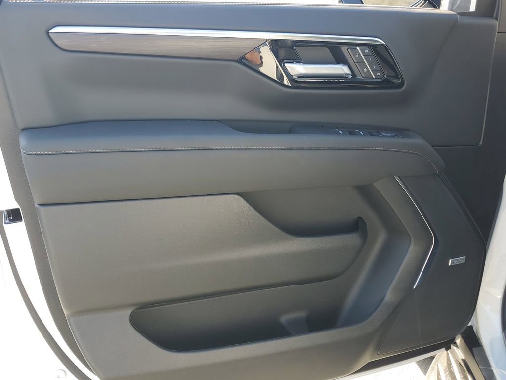 New 2026 Chevrolet Tahoe LT image 21