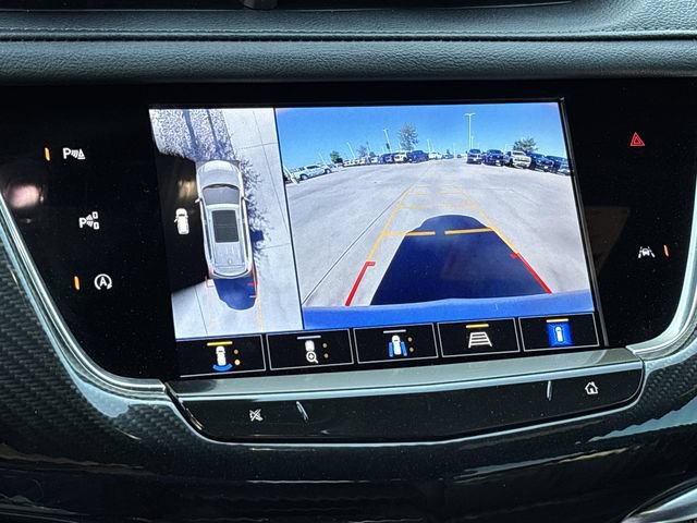 Used 2025 Cadillac XT6 Sport w/ Technology Package AWD/4WD image 17