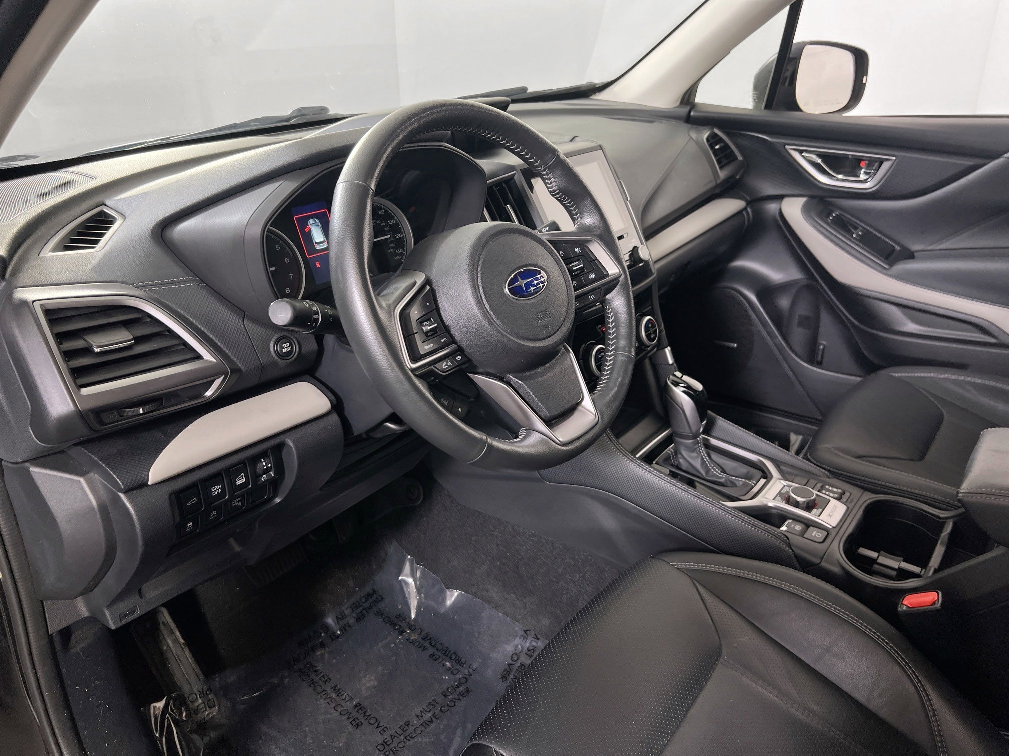 Used 2023 Subaru Forester Limited AWD/4WD image 9
