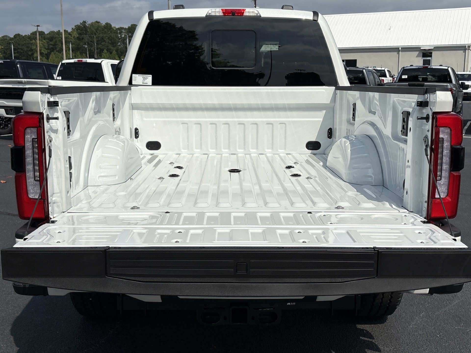 New 2027 Ford F350 Platinum w/ Platinum Plus Package AWD/4WD image 22