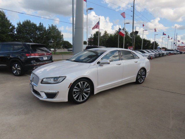 Used 2019 Lincoln MKZ Reserve FWD image 2