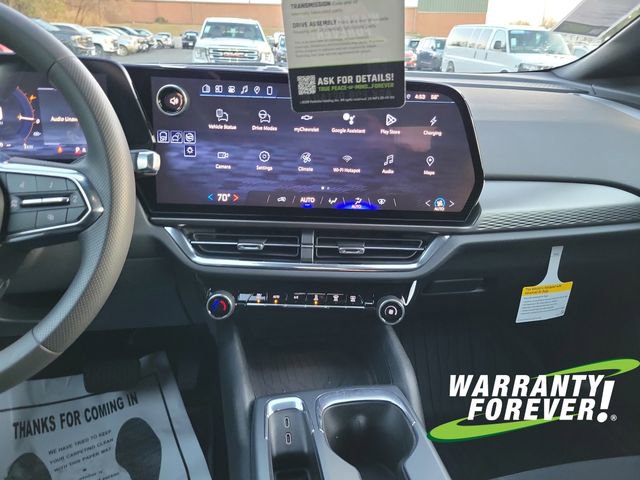 New 2026 Chevrolet Equinox EV LT image 11