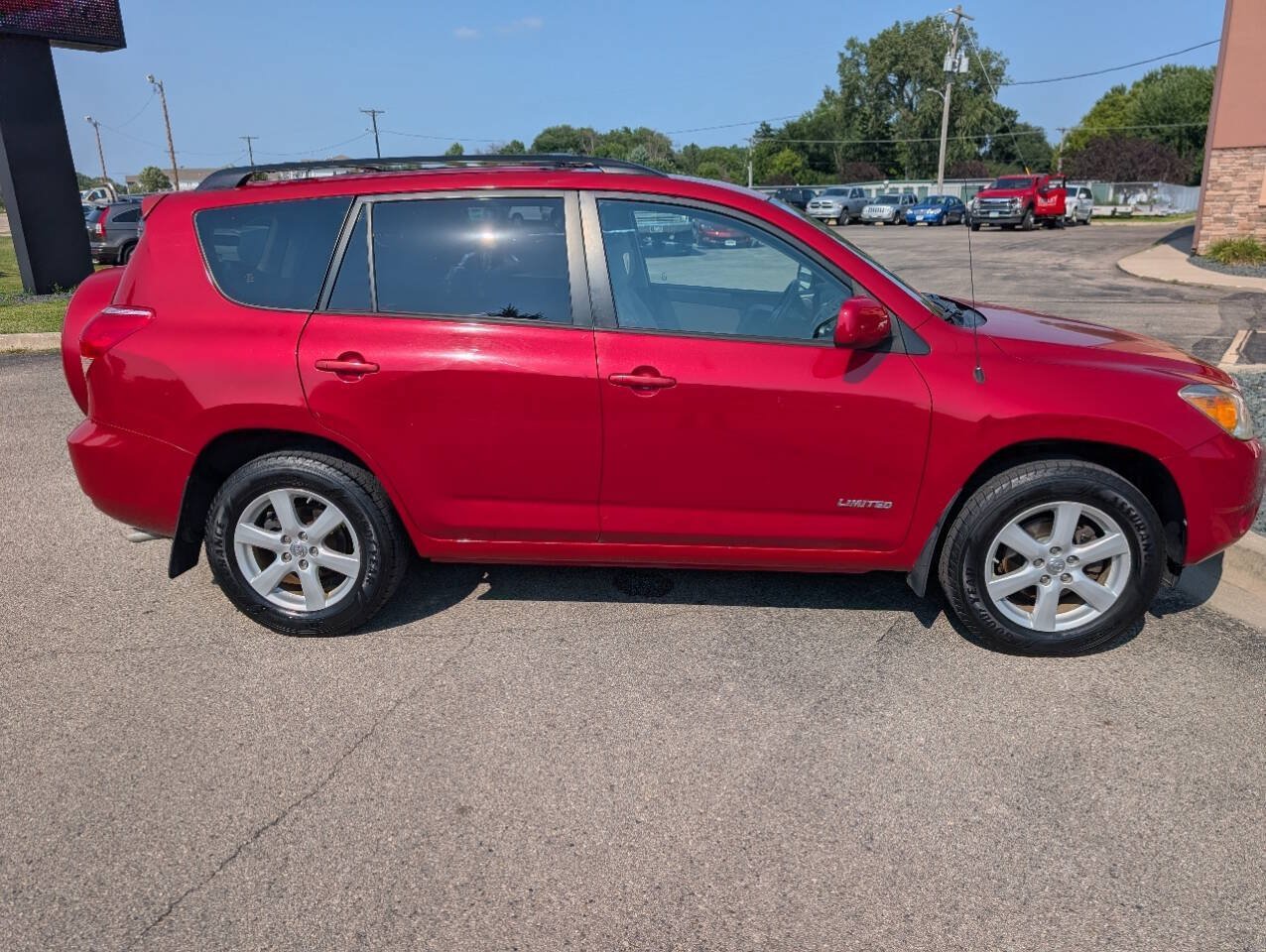 Used 2006 Toyota RAV4 Limited AWD/4WD image 10