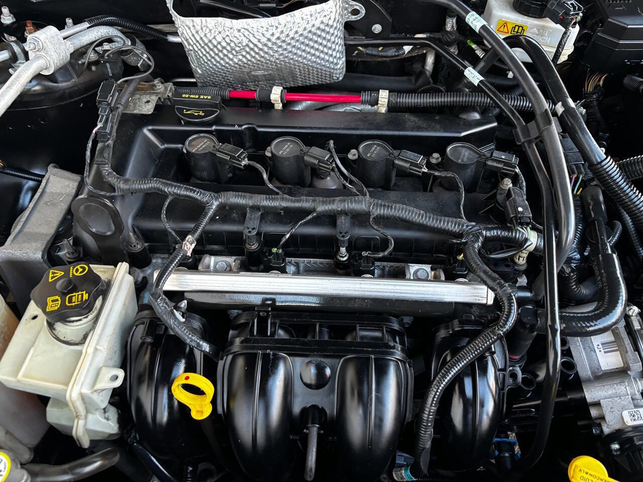 Used 2010 Ford Focus SE image 26