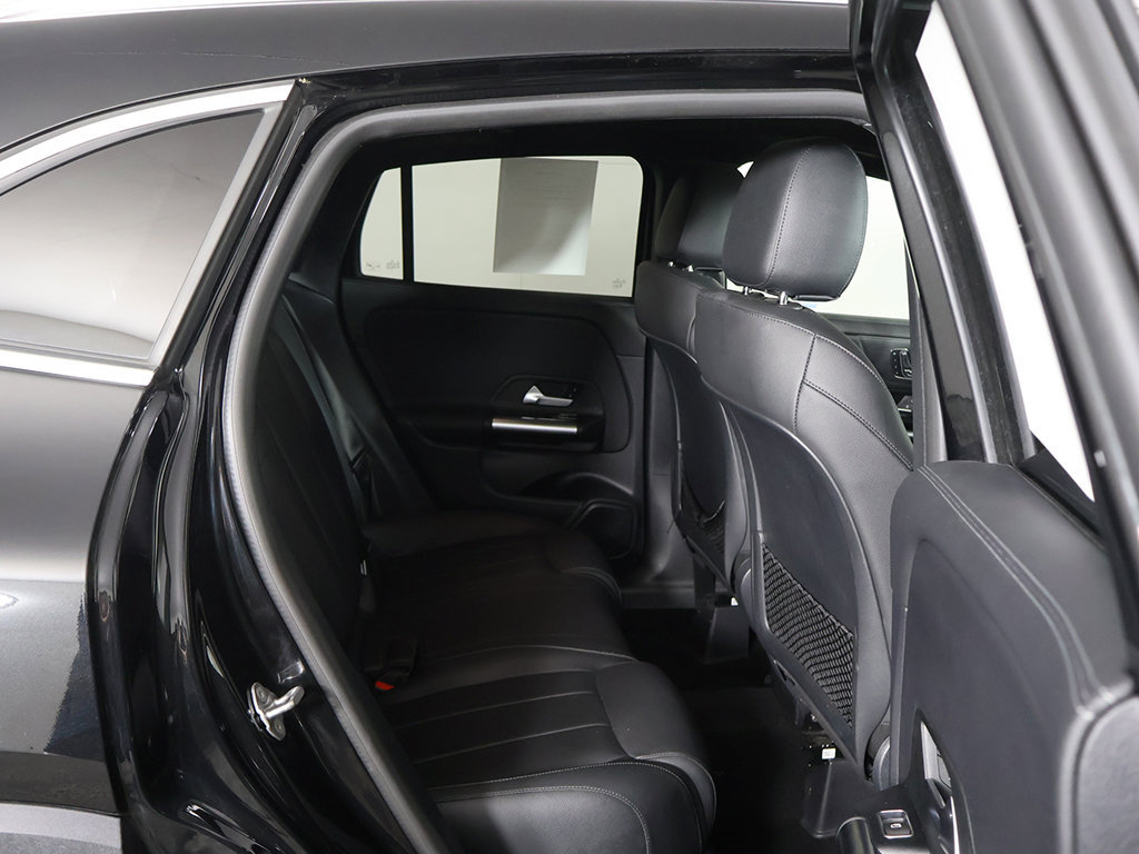 Used 2023 Mercedes-Benz GLA 250 4MATIC w/ Premium Package image 29