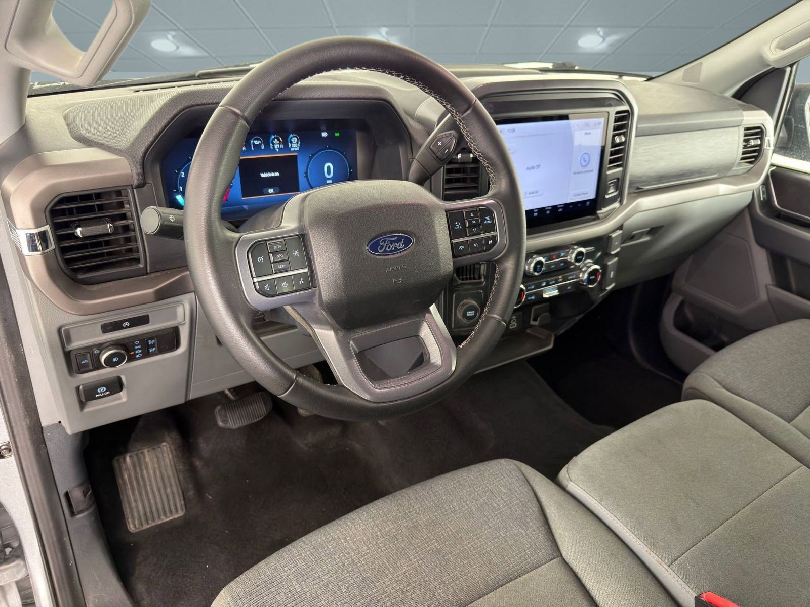 Used 2025 Ford F150 XLT w/ Equipment Group 301A Standard image 4