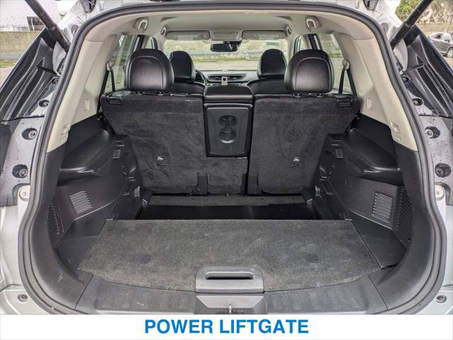 Used 2018 Nissan Rogue SL image 23