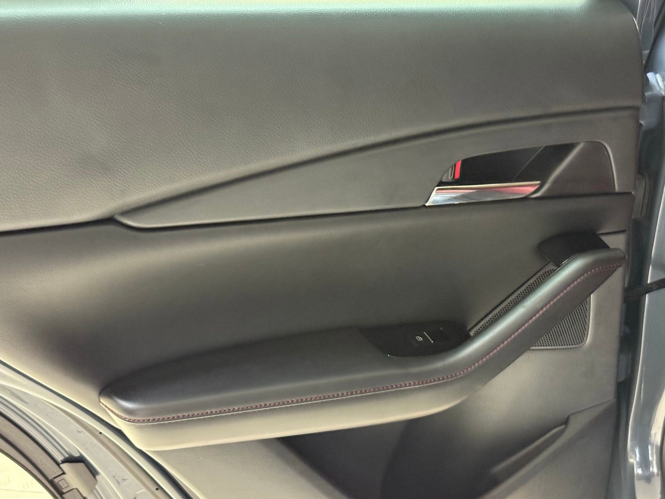 Used 2022 MAZDA CX-30 AWD 2.5 S w/ Preferred Package image 37