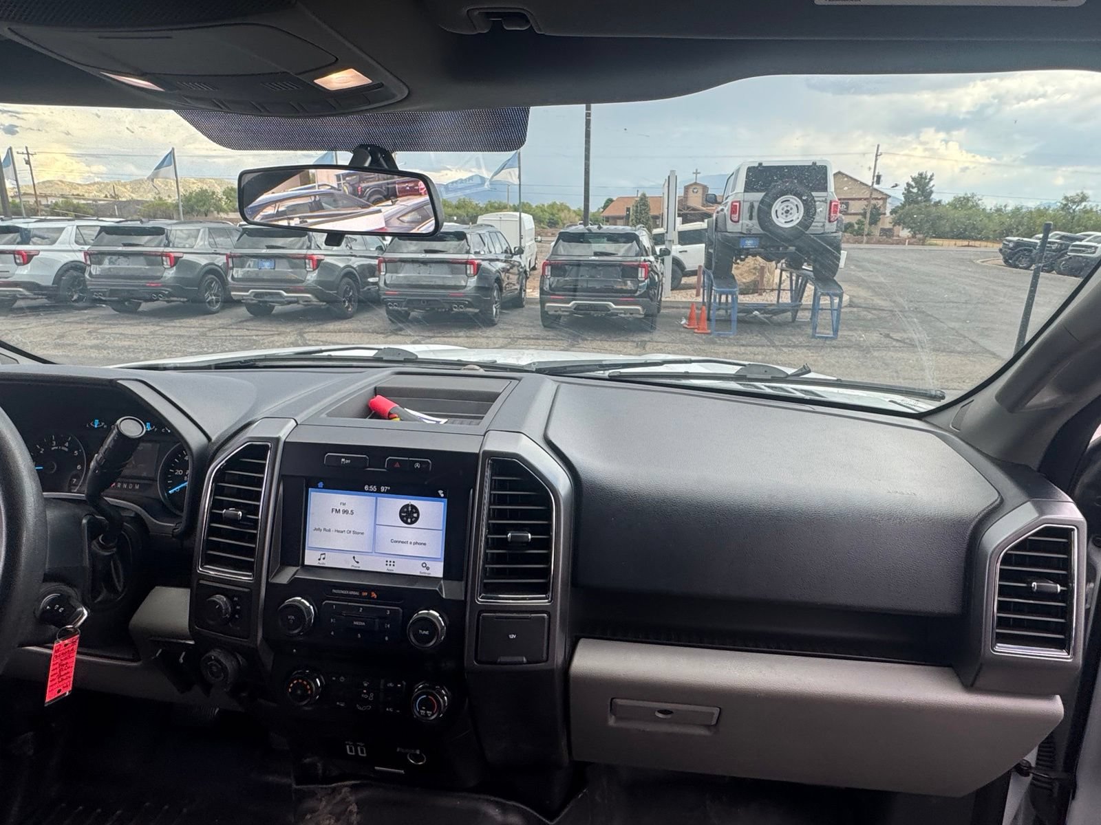 Used 2017 Ford F150 XLT w/ Trailer Tow Package AWD/4WD image 9