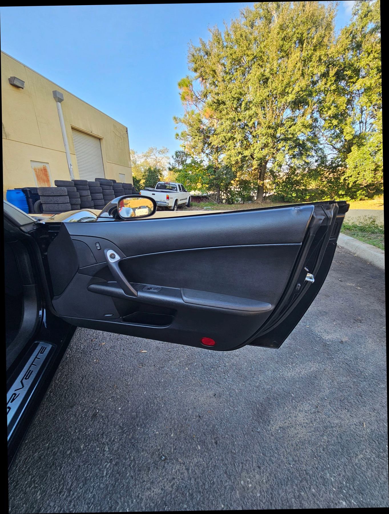 Used 2013 Chevrolet Corvette Convertible w/ 2LT Preferred Equipment Group image 37