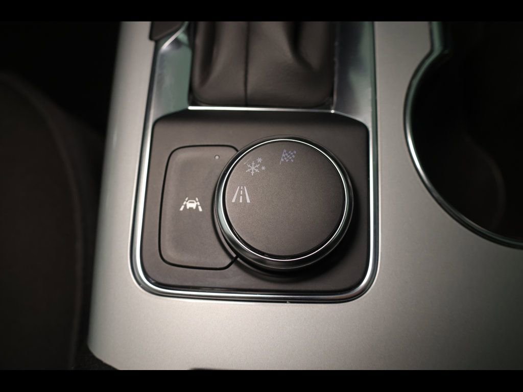 Used 2023 Chevrolet Blazer LT w/ Convenience Package image 14