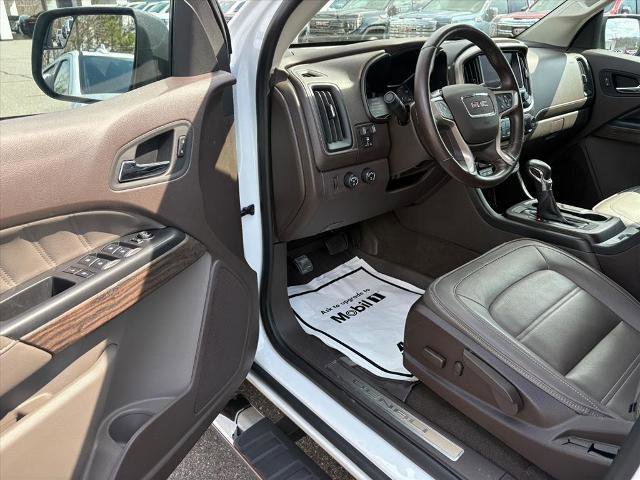 Certified 2022 GMC Canyon Denali image 11