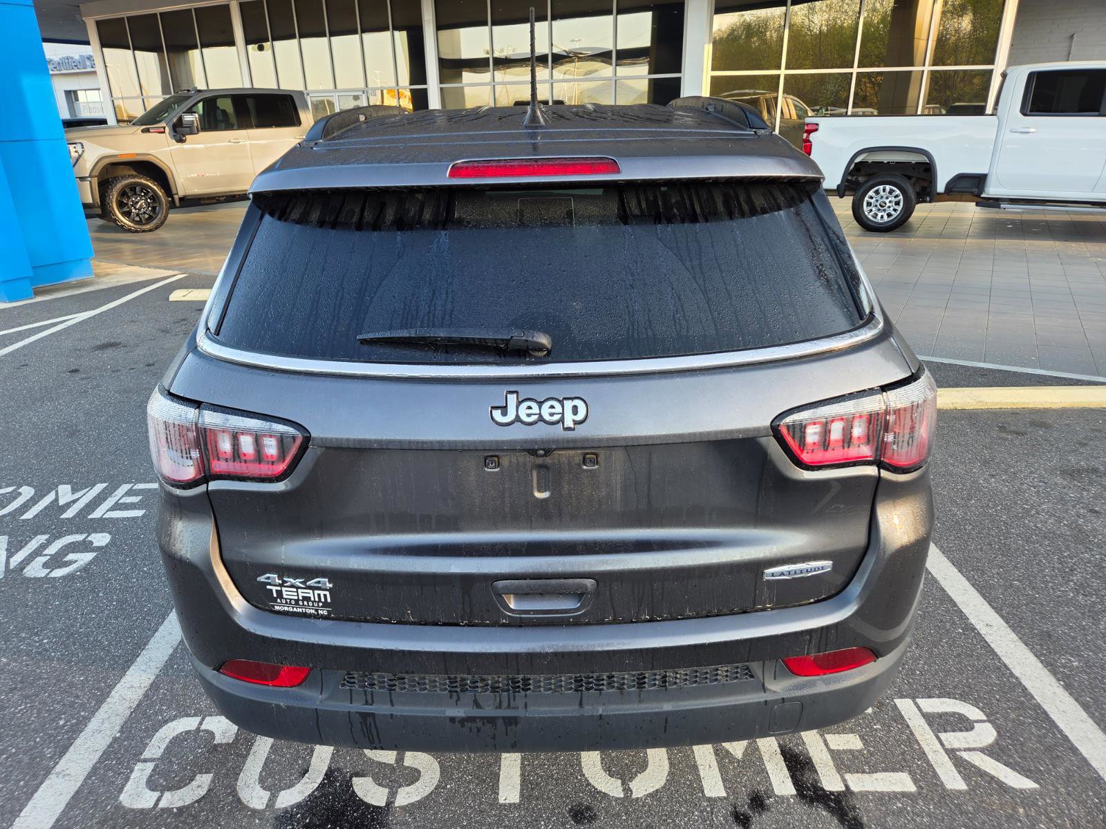 Used 2023 Jeep Compass Latitude w/ Convenience Group image 6