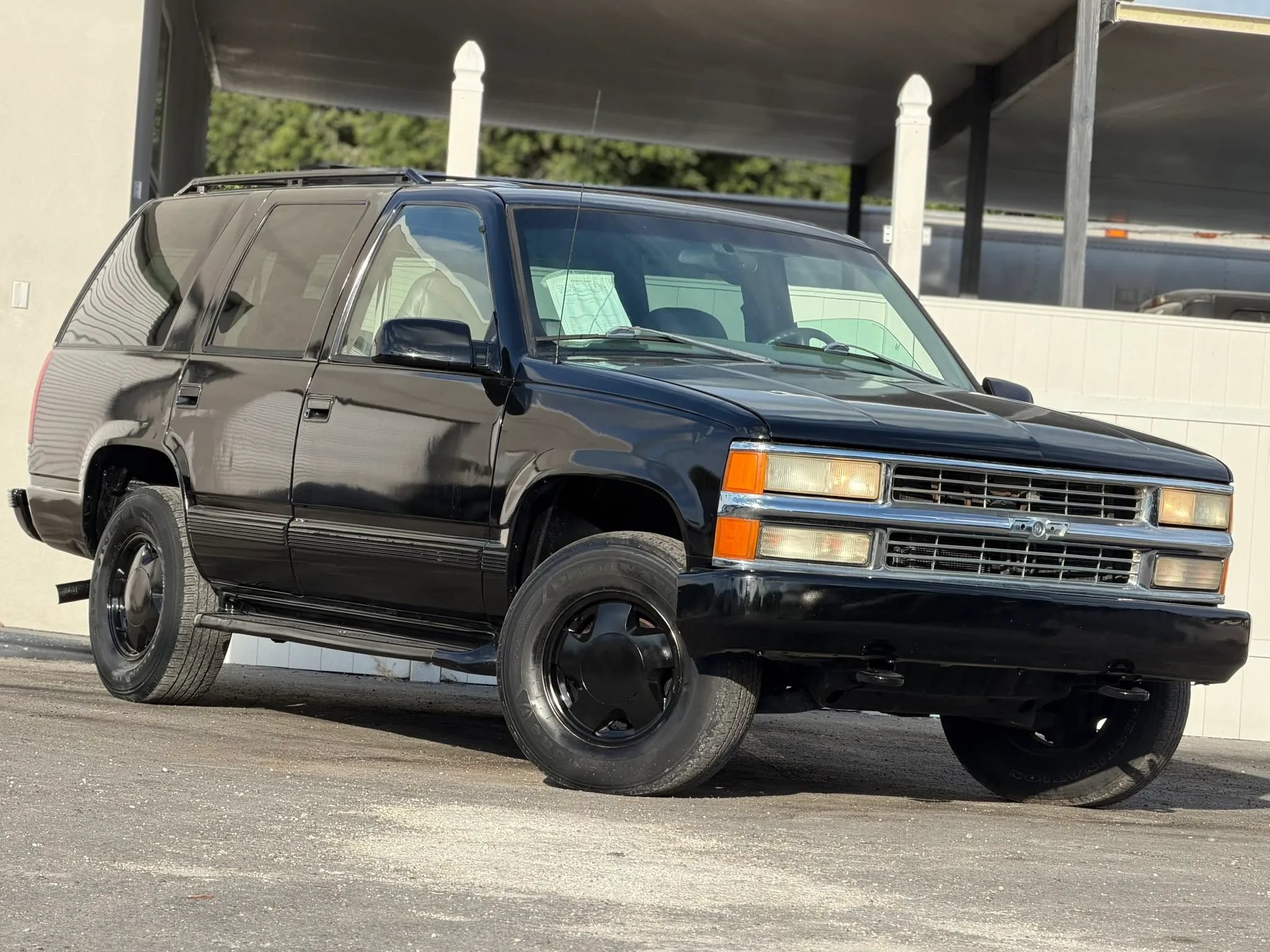 Used 1999 Chevrolet Tahoe Z71 w/ Preferred Equipment Group AWD/4WD image 6