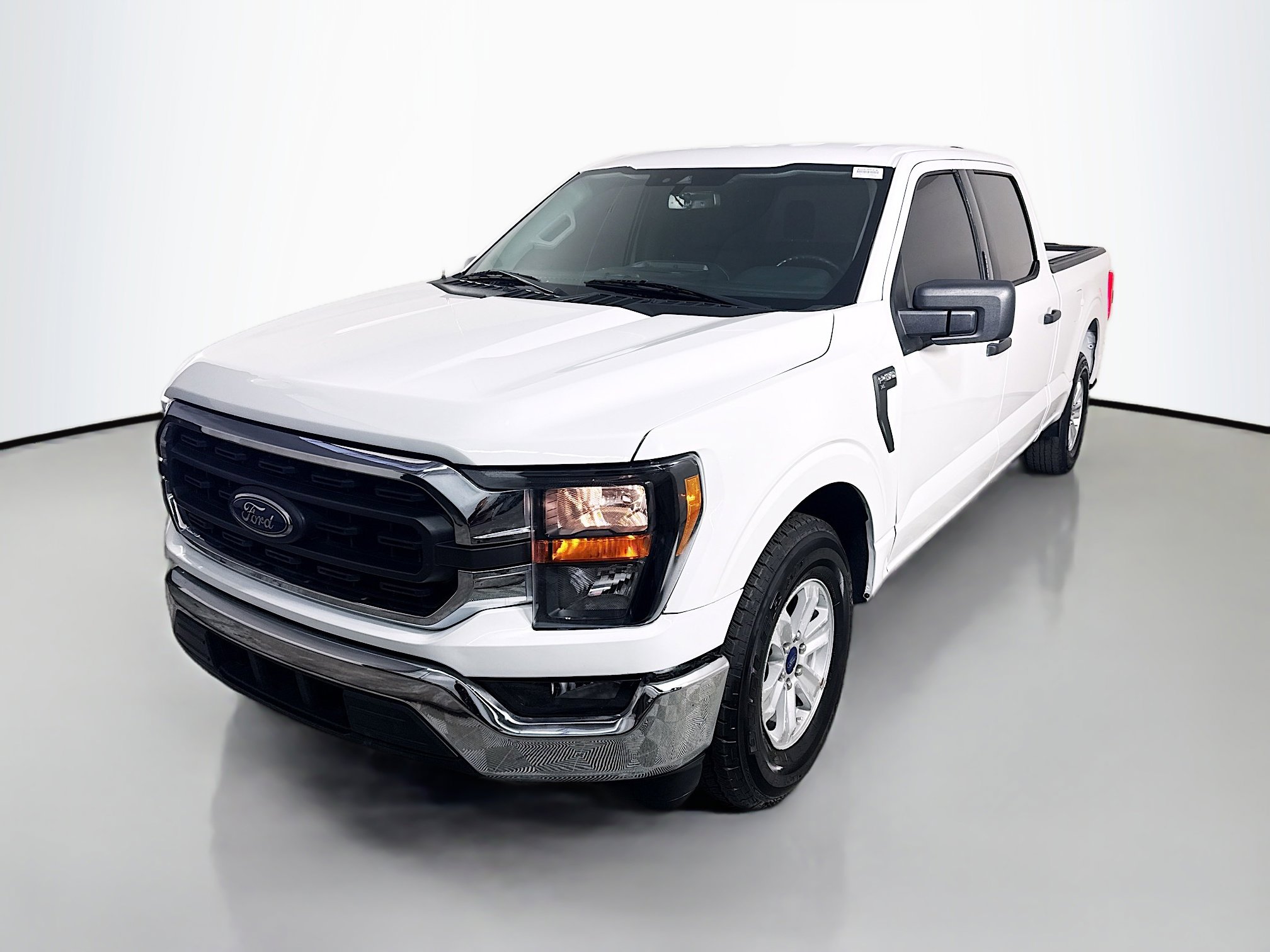 Used 2023 Ford F150 XLT w/ Equipment Group 301A Mid image 4