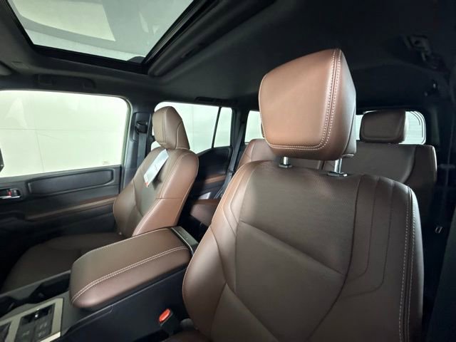 Used 2025 Toyota Land Cruiser image 15
