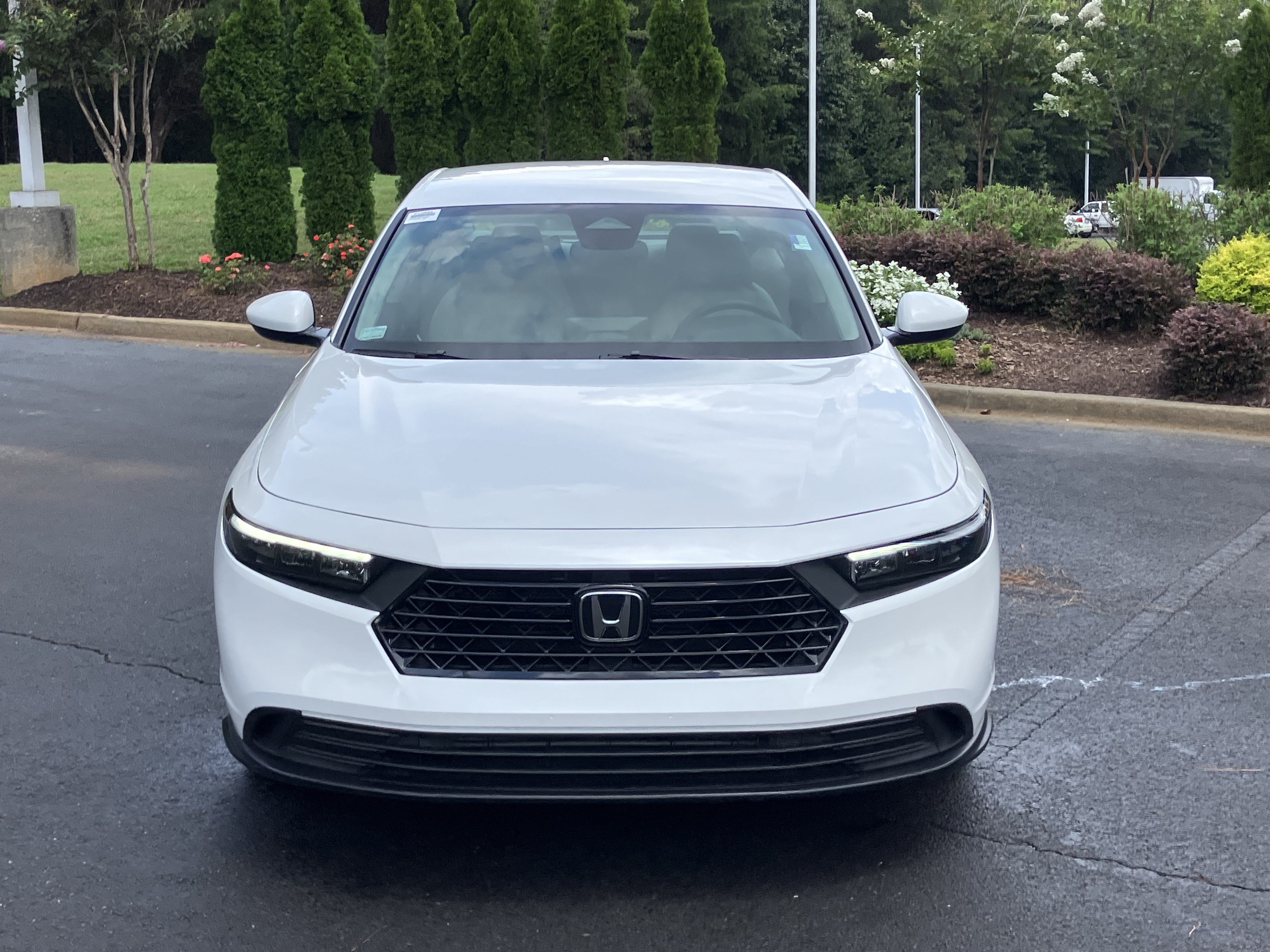 Certified 2025 Honda Accord LX image 3