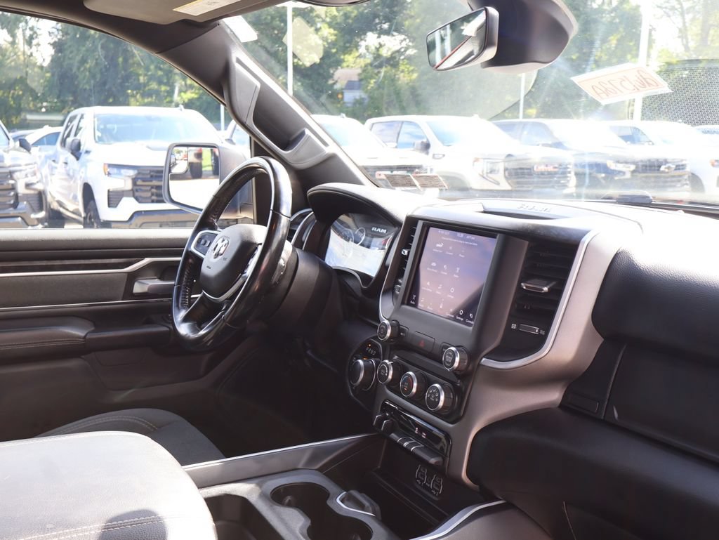 Used 2021 RAM 1500 Big Horn AWD/4WD image 34