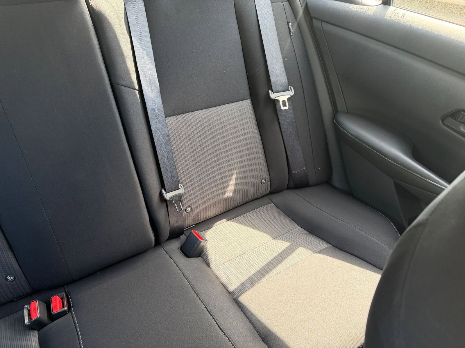 Used 2025 Nissan Sentra SV image 35