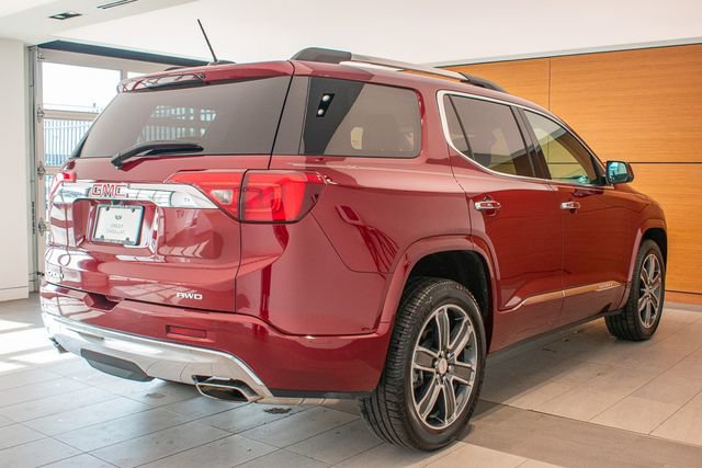 Used 2017 GMC Acadia Denali w/ Technology Package AWD/4WD image 6