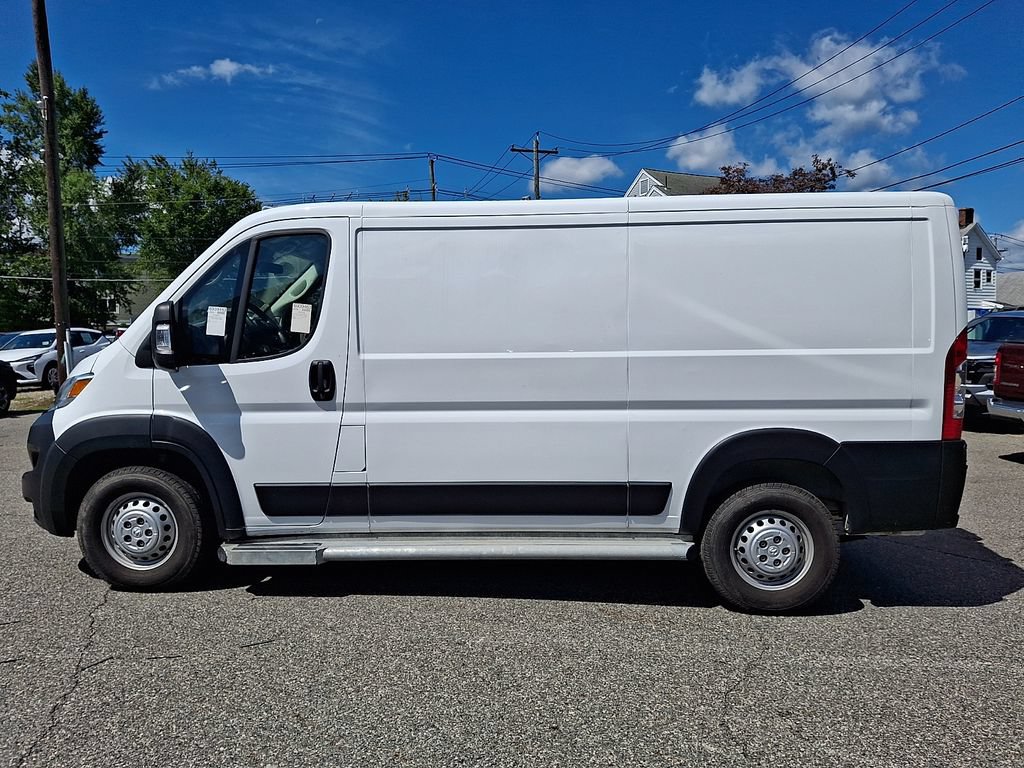 Used 2025 RAM ProMaster 2500 w/ U-Haul Equipment Group FWD image 4