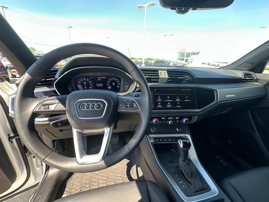 Certified 2025 Audi Q3 2.0T Premium w/ Convenience Package image 14
