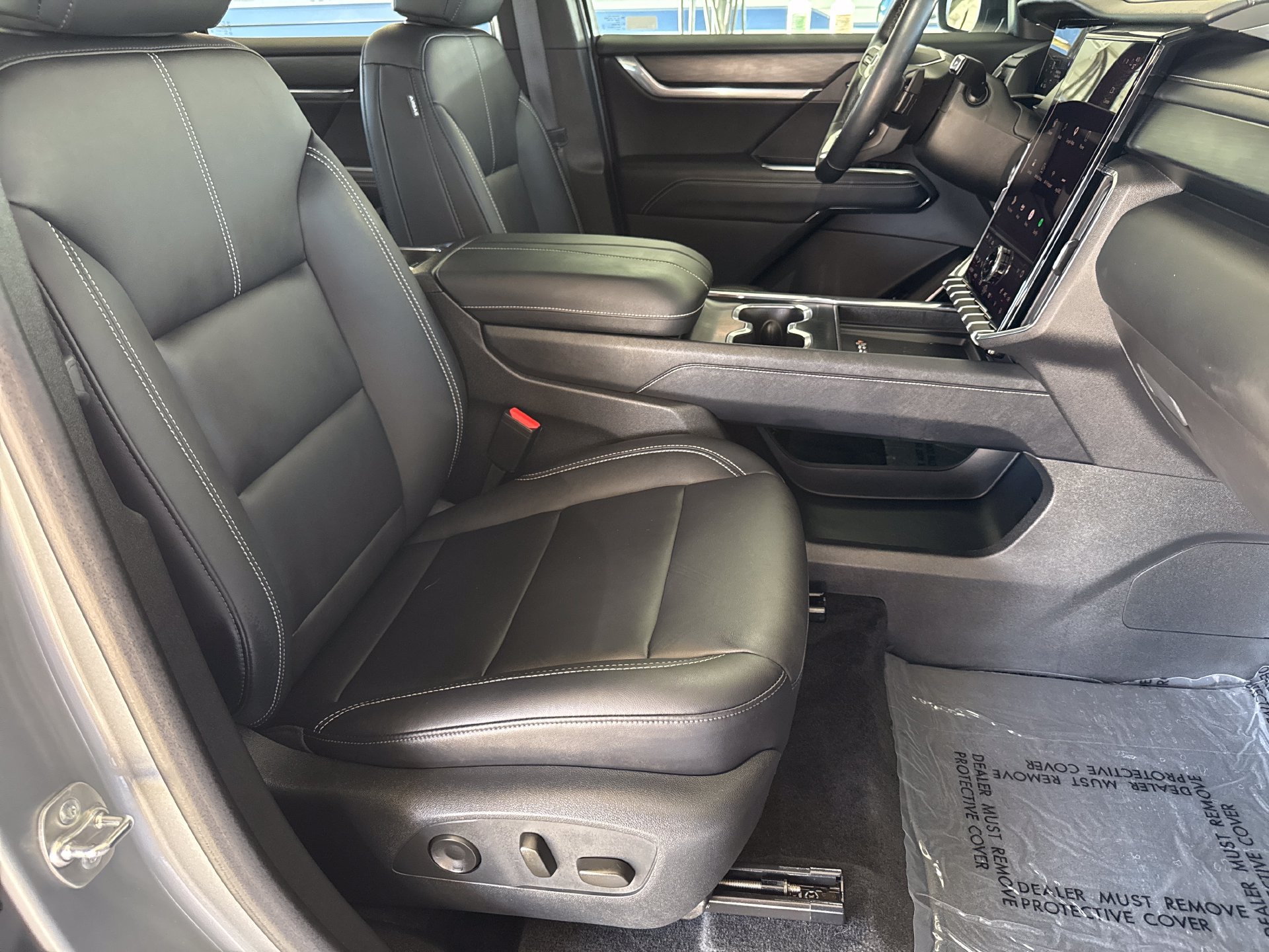 Used 2024 GMC Acadia Elevation w/ Luxury Package FWD image 20