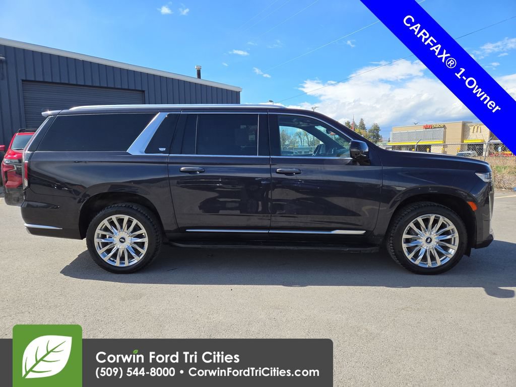 Used 2022 Cadillac Escalade ESV Premium Luxury AWD/4WD image 12