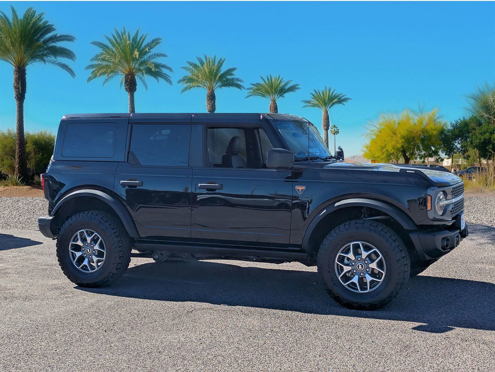 Certified 2025 Ford Bronco Badlands image 8