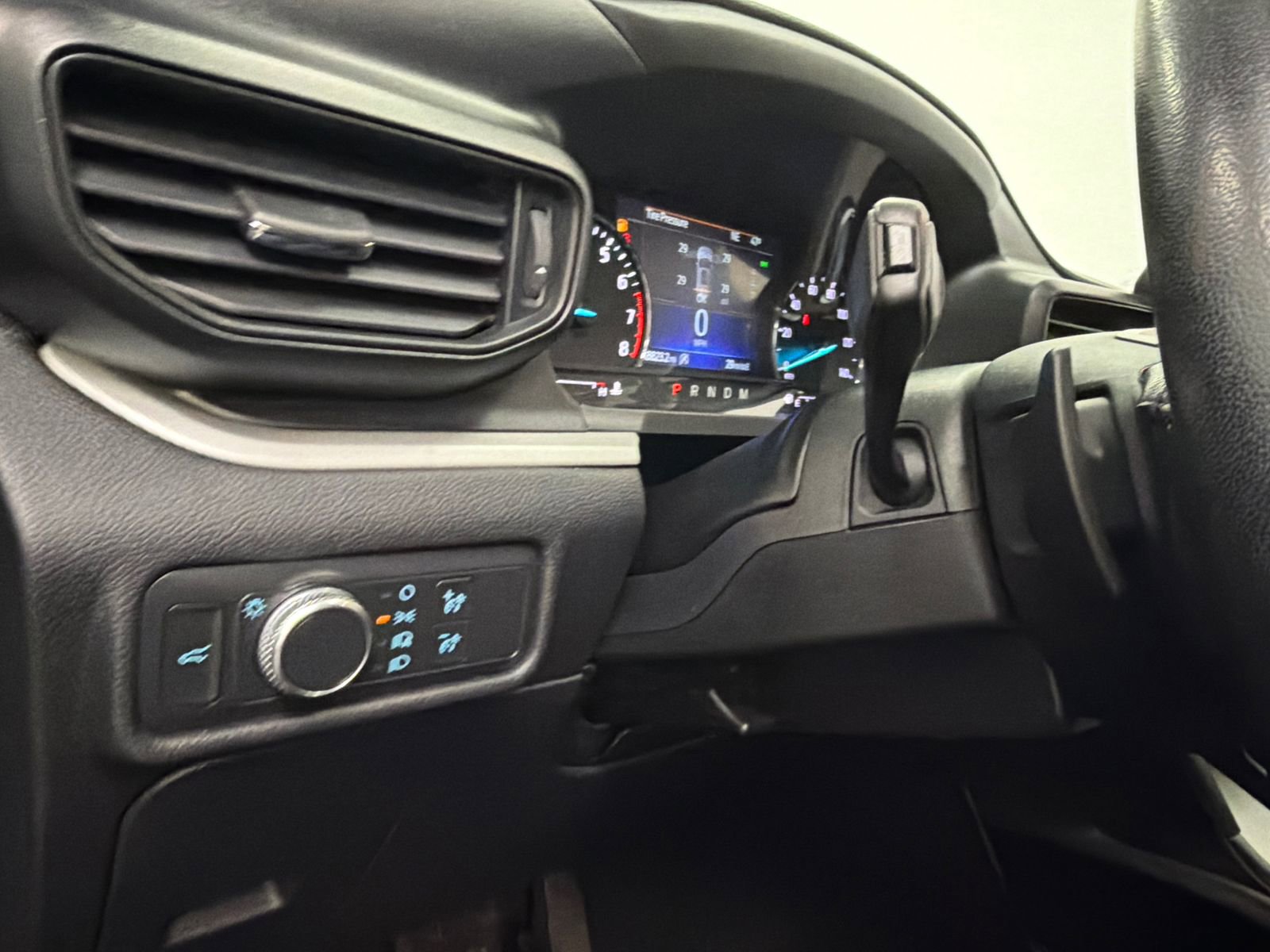 Used 2020 Ford Explorer XLT w/ Comfort Package image 33