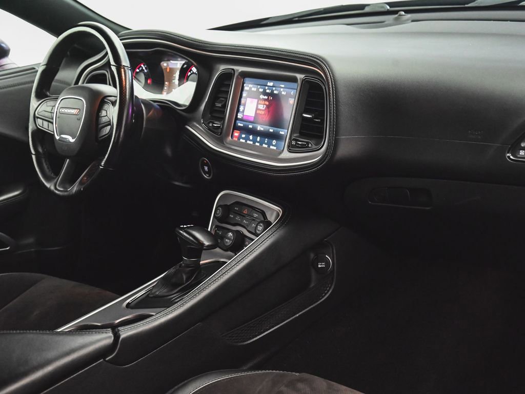 Used 2022 Dodge Challenger GT w/ Plus Package image 30