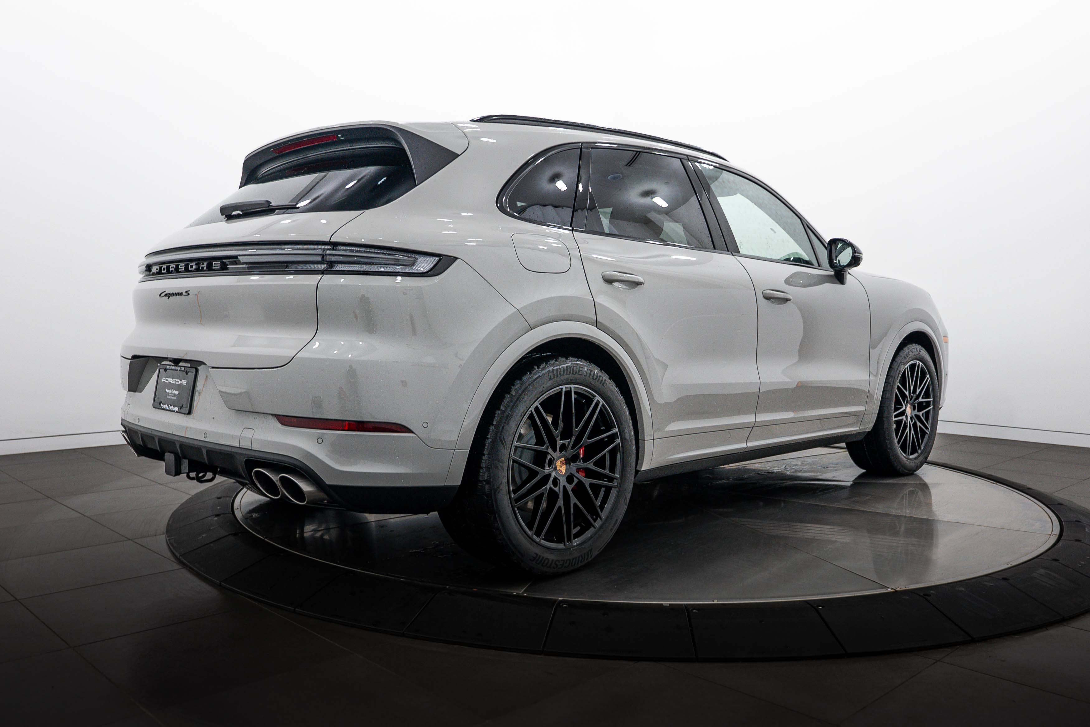 New 2026 Porsche Cayenne S AWD/4WD image 7