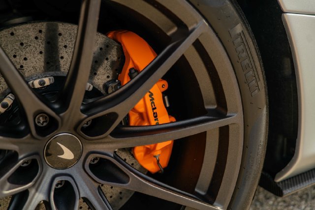 Used 2022 McLaren 765LT RWD image 42