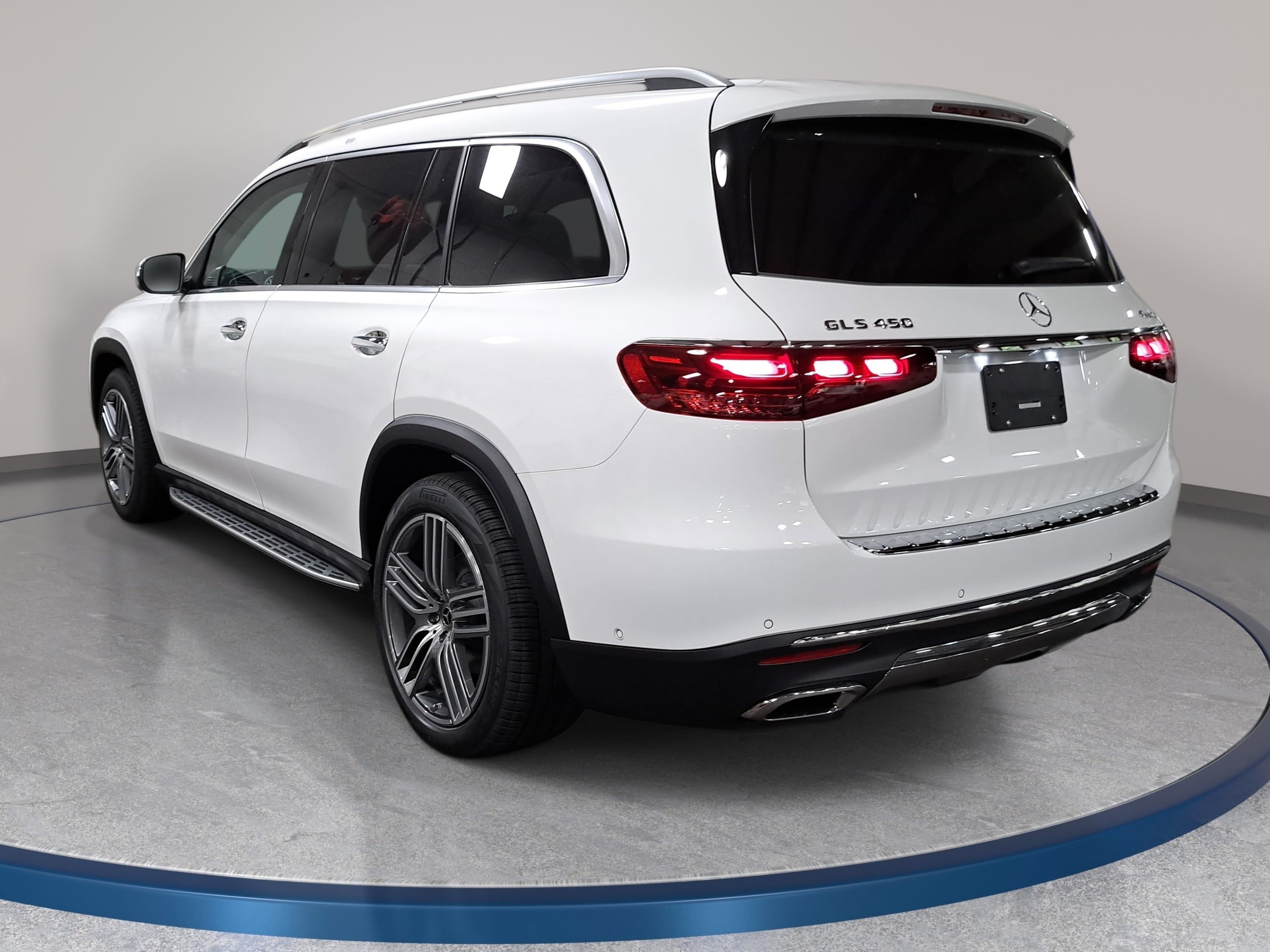 New 2026 Mercedes-Benz GLS 450 4MATIC image 7