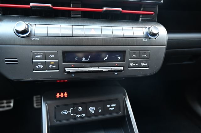 Used 2024 Hyundai Kona N Line image 18