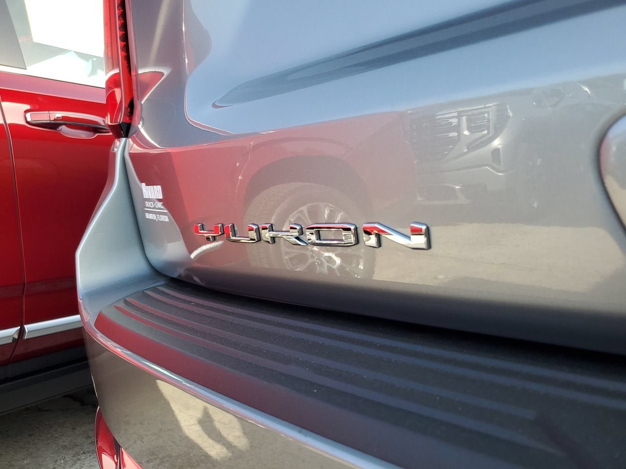 New 2026 GMC Yukon XL Elevation w/ Elevation Premium Package AWD/4WD image 8