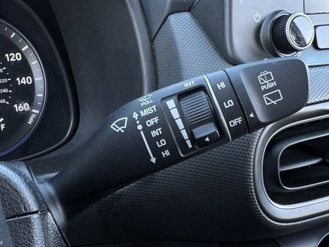 Used 2023 Hyundai Kona SEL FWD image 23