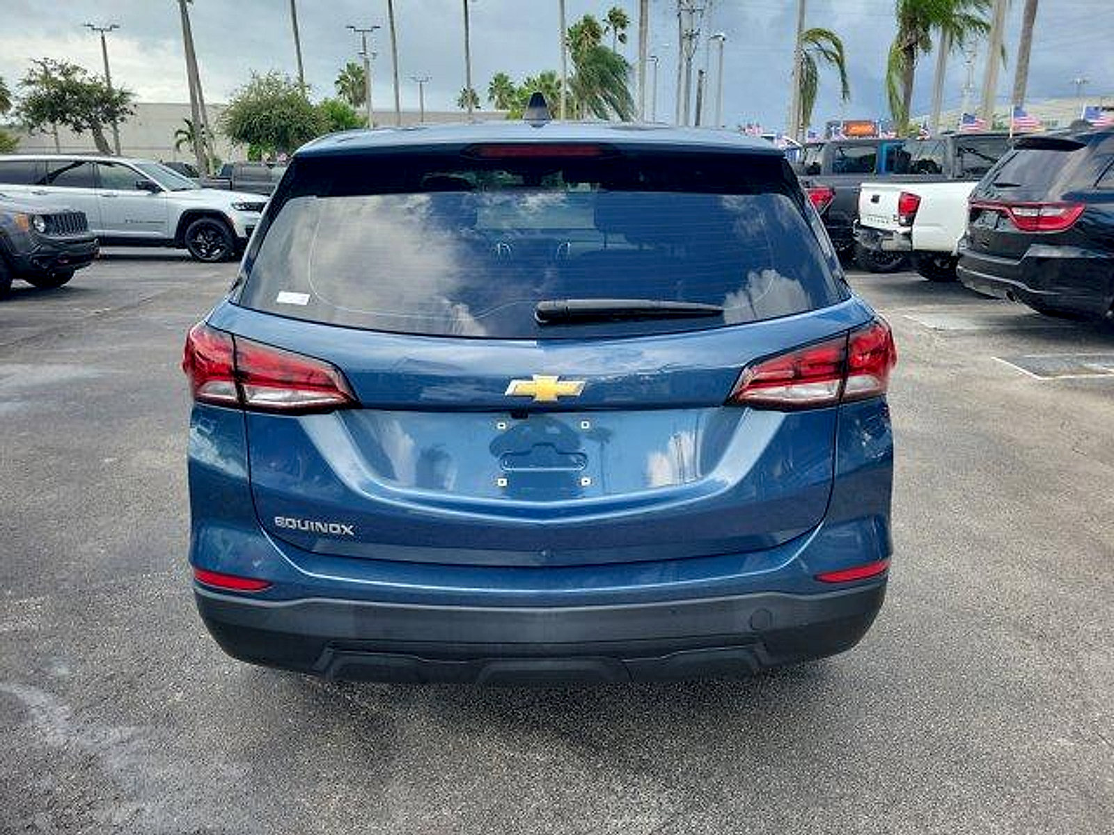 Used 2024 Chevrolet Equinox LS FWD image 6