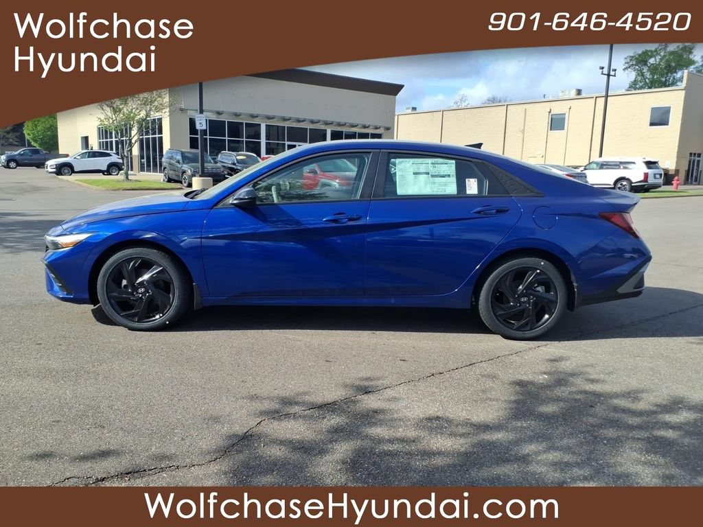 New 2026 Hyundai Elantra Sport FWD image 2